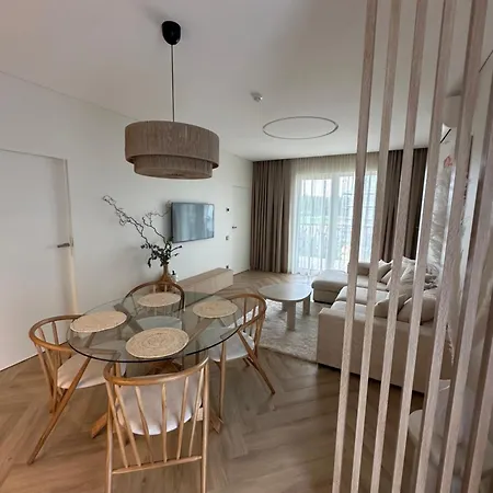 Sunset Balcony Takas I Jura 2 アパート *