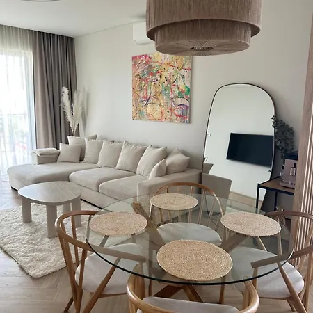 Sunset Balcony Takas I Jura 2 アパート *